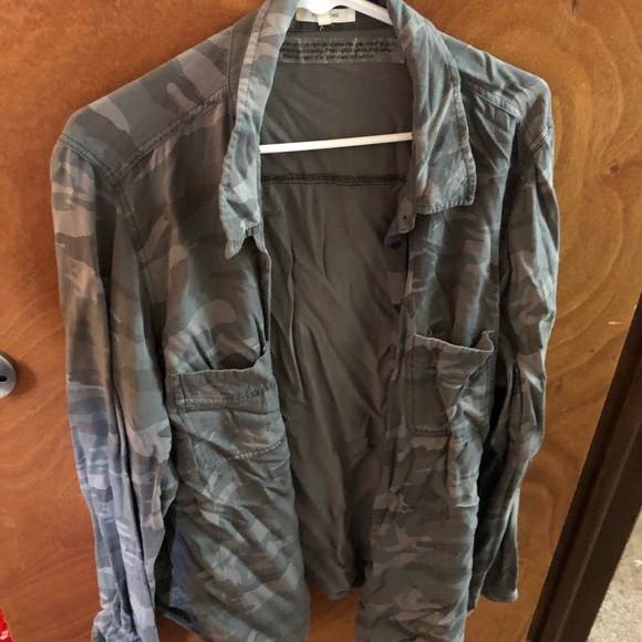 Camo long sleeve - Picture 1 of 3